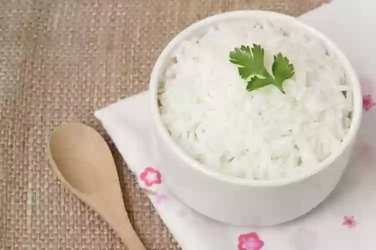 الأرز الأبيض المسلوق